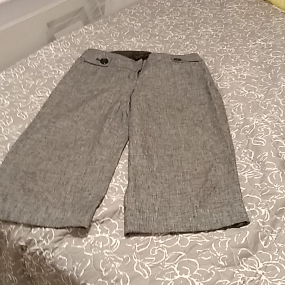 Women's capris